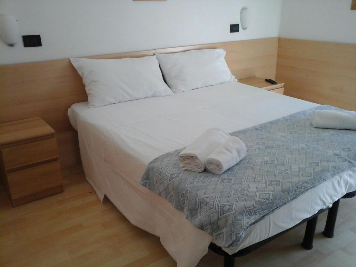 Hotel La Quercia Lignano Sabbiadoro Esterno foto